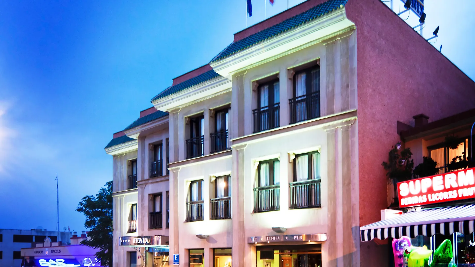 ホテル Fenix Torremolinos - Adults Only Recommended