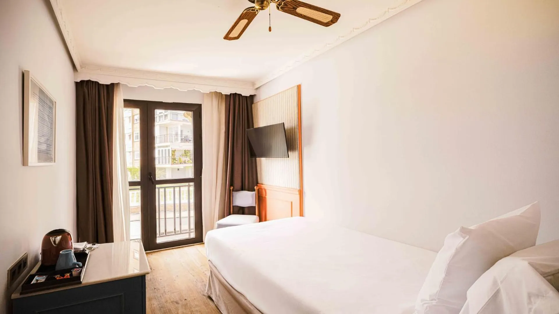 ホテル Fenix Torremolinos - Adults Only Recommended 4*,
