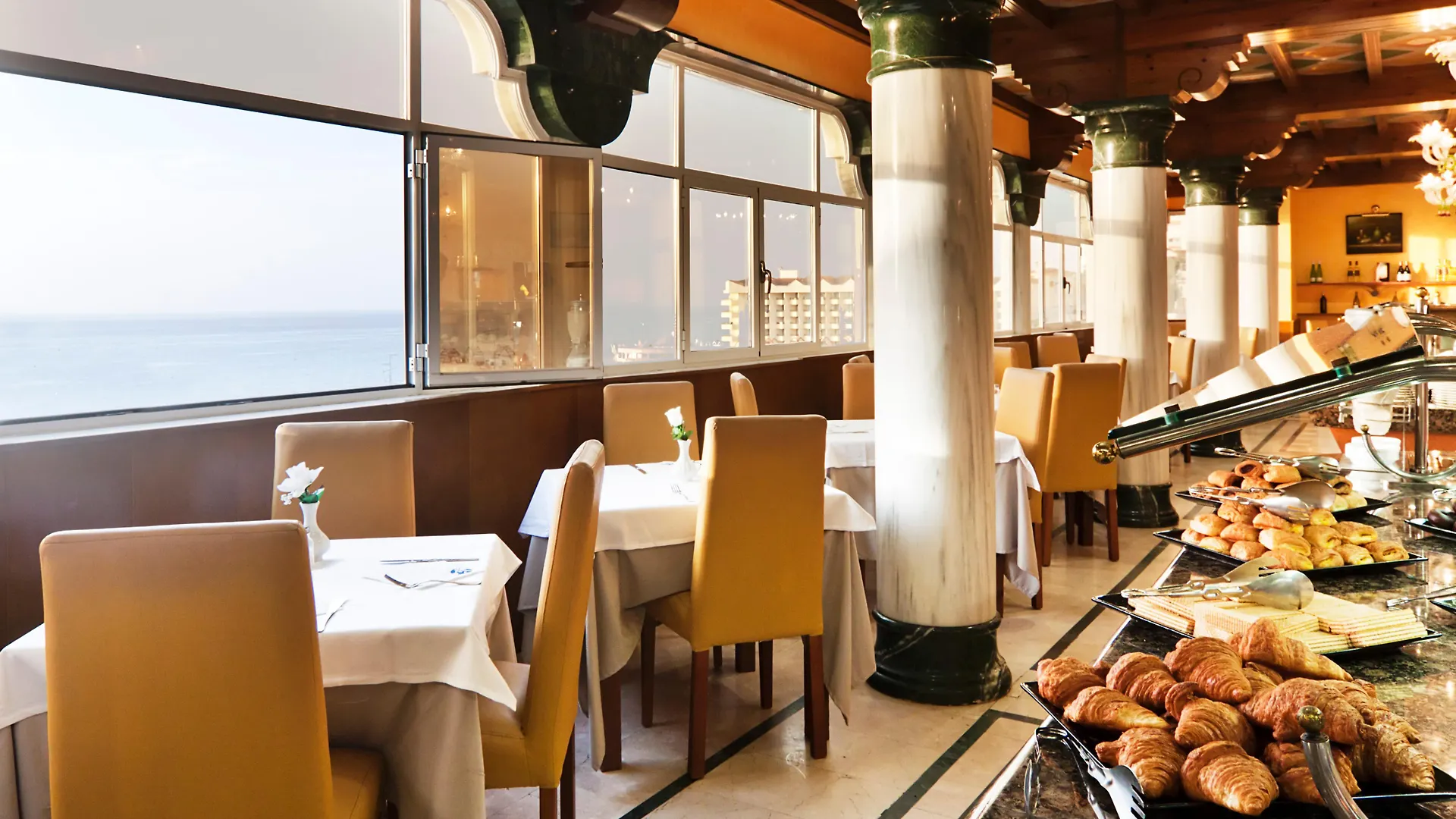 Hotel Fenix Torremolinos - Adults Only Recommended